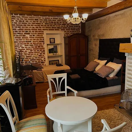 Spacious Private In Old Town Таллин